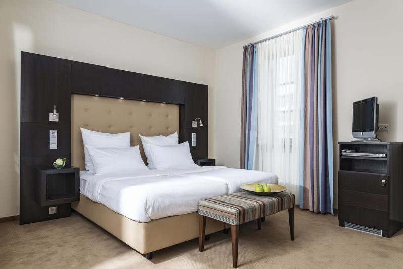 Akzent Hotel Laupheimer Hof Exteriör bild